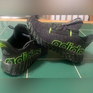 Boys Adidas Tennis Shoes